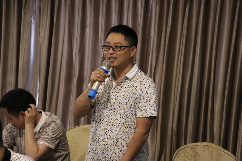 课后交流 William威廉官网